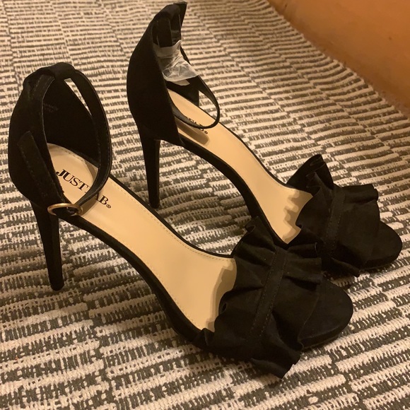 NWT Just Fab black frilly heels - Picture 3 of 3